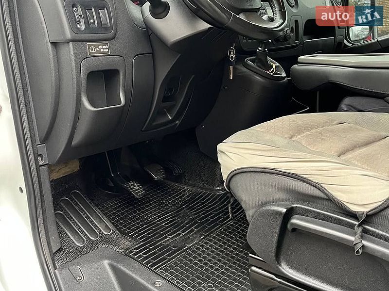 Вантажний фургон Renault Master 2015 в Києві