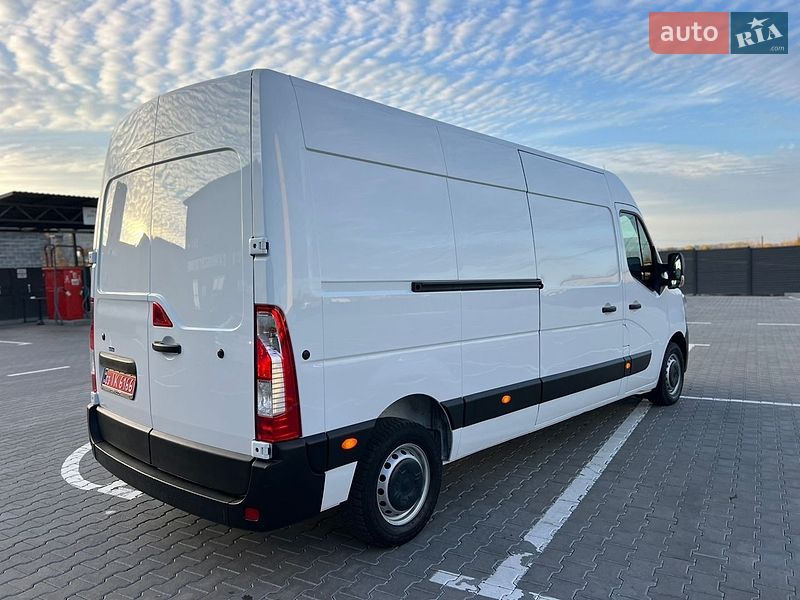 Грузовой фургон Renault Master 2023 в Дубно