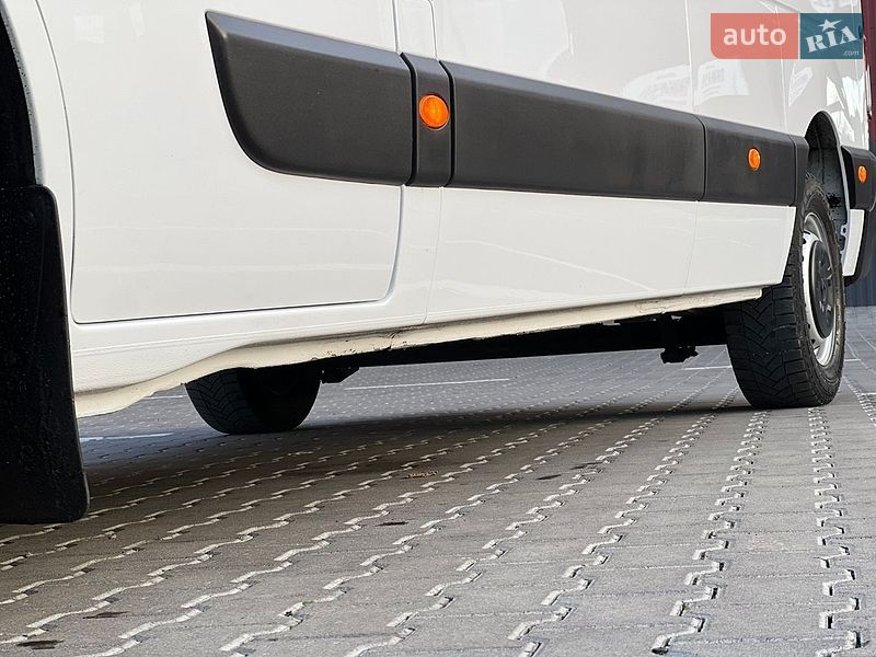 Грузовой фургон Renault Master 2023 в Дубно