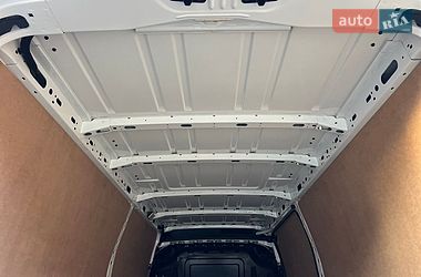 Грузовой фургон Renault Master 2023 в Дубно