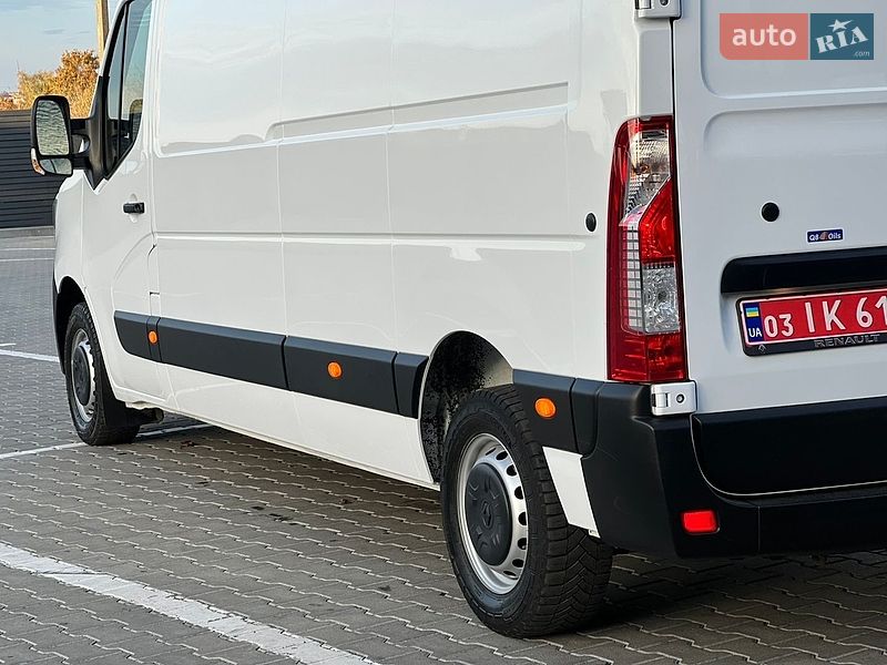 Грузовой фургон Renault Master 2023 в Дубно