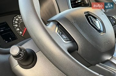 Грузовой фургон Renault Master 2023 в Дубно