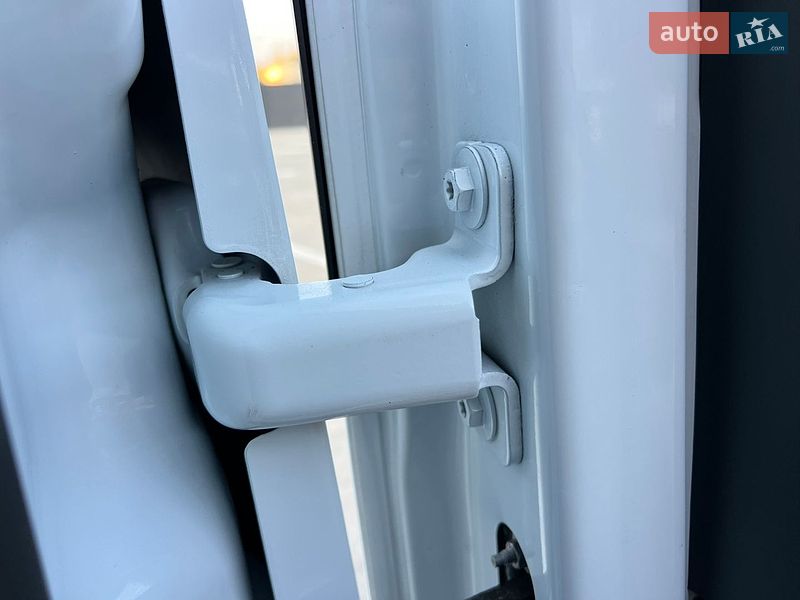 Грузовой фургон Renault Master 2023 в Дубно