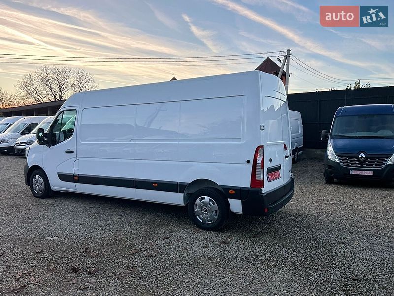 Вантажний фургон Renault Master 2021 в Хусті