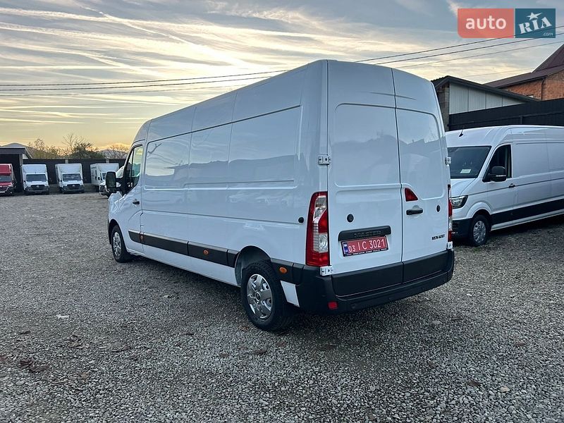 Вантажний фургон Renault Master 2021 в Хусті