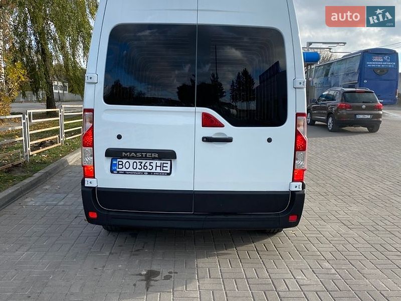 Мінівен Renault Master 2013 в Тернополі