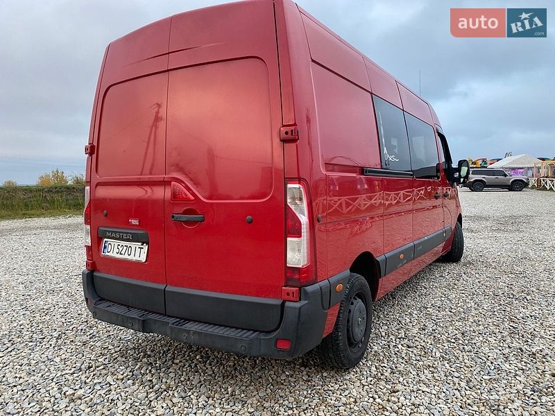 Грузопассажирский фургон Renault Master 2015 в Заречье