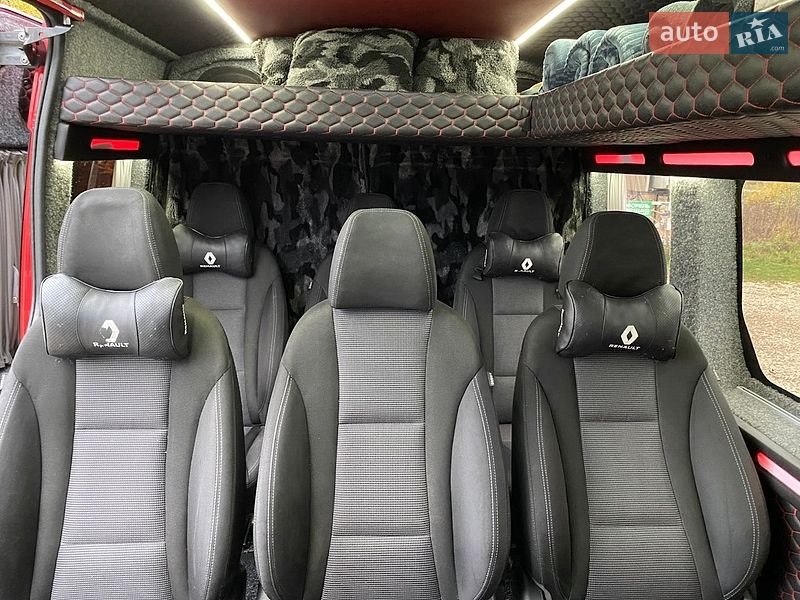 Грузопассажирский фургон Renault Master 2015 в Заречье