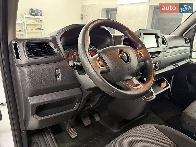 Грузовой фургон Renault Master 2022 в Полтаве