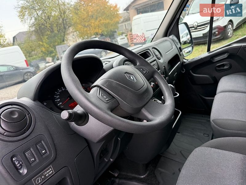 Грузопассажирский фургон Renault Master 2019 в Дубно