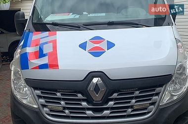 Вантажний фургон Renault Master 2015 в Дніпрі