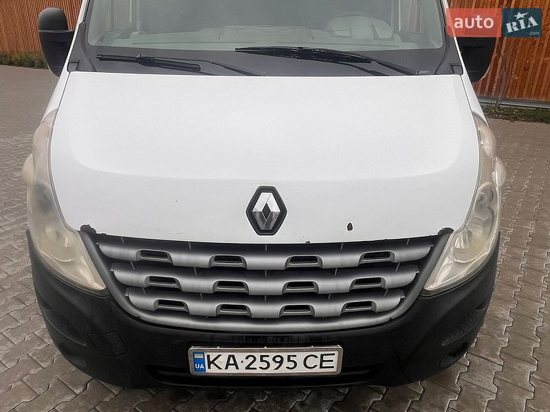 Грузовой фургон Renault Master 2012 в Винниках