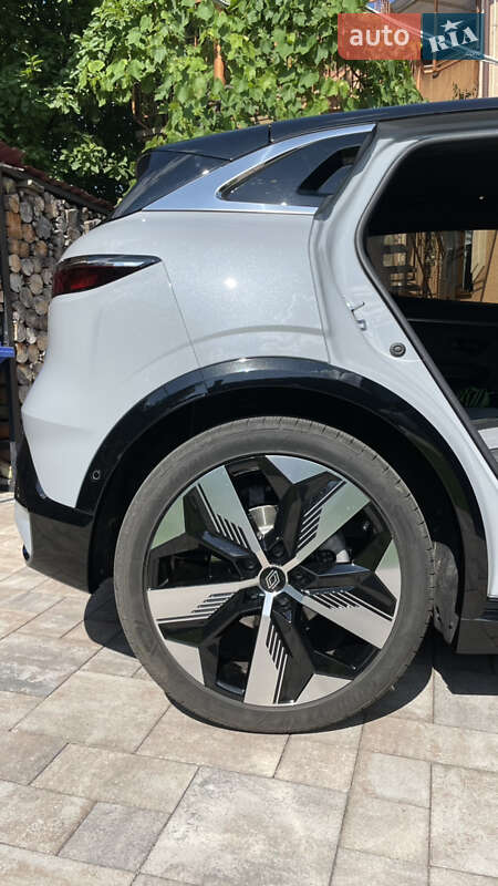 Внедорожник / Кроссовер Renault Megane E-Tech Electric 2022 в Мукачево