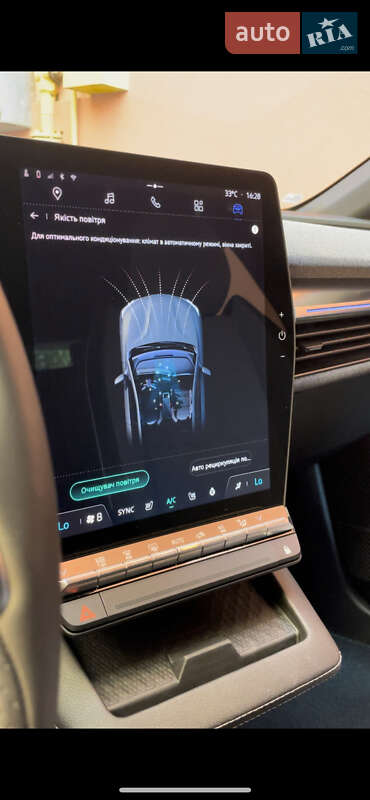 Внедорожник / Кроссовер Renault Megane E-Tech Electric 2022 в Мукачево