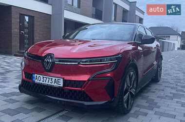 Позашляховик / Кросовер Renault Megane E-Tech Electric 2023 в Мукачевому