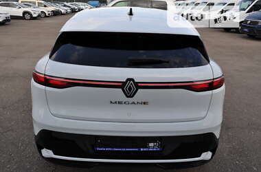 Внедорожник / Кроссовер Renault Megane E-Tech Electric 2023 в Киеве