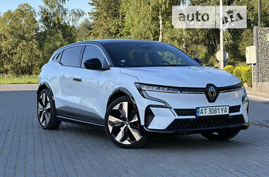 Позашляховик / Кросовер Renault Megane E-Tech Electric 2022 в Долині