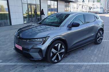 Позашляховик / Кросовер Renault Megane E-Tech Electric 2022 в Рівному