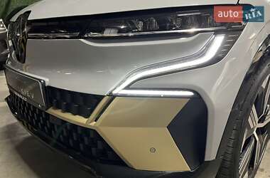 Внедорожник / Кроссовер Renault Megane E-Tech Electric 2022 в Киеве