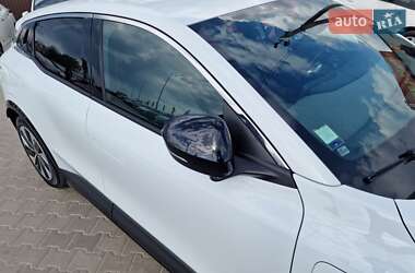 Позашляховик / Кросовер Renault Megane E-Tech Electric 2022 в 