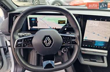 Позашляховик / Кросовер Renault Megane E-Tech Electric 2022 в 