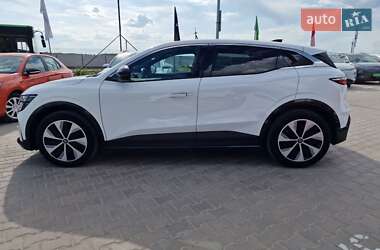 Позашляховик / Кросовер Renault Megane E-Tech Electric 2022 в 