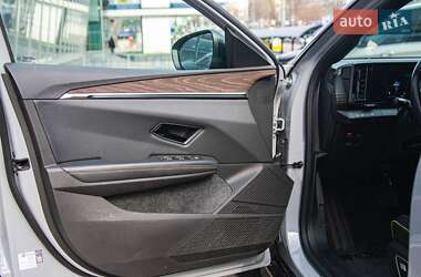 Позашляховик / Кросовер Renault Megane E-Tech Electric 2022 в 