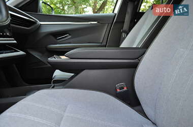 Позашляховик / Кросовер Renault Megane E-Tech Electric 2023 в Києві