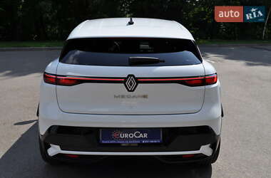 Внедорожник / Кроссовер Renault Megane E-Tech Electric 2023 в 