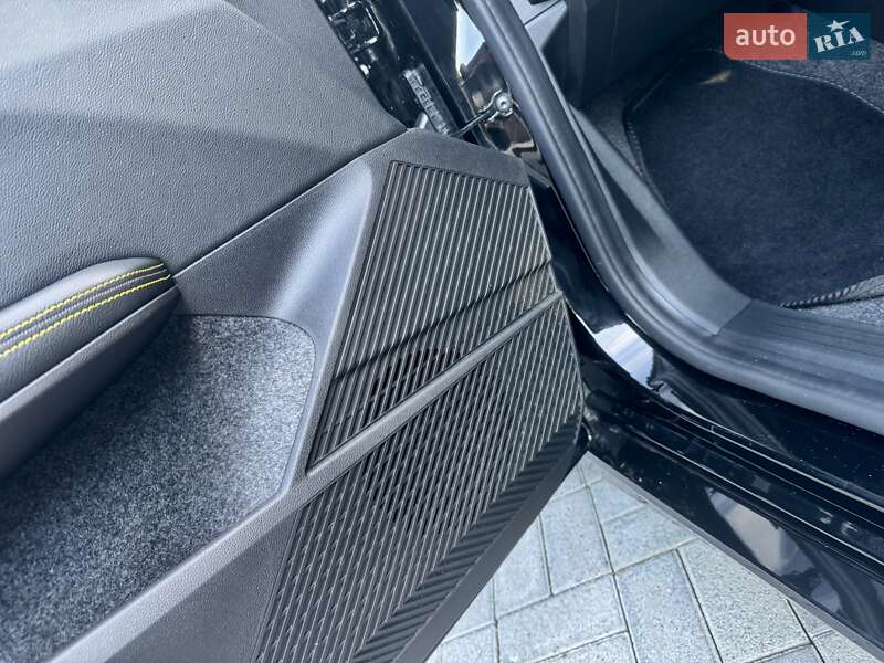 Внедорожник / Кроссовер Renault Megane E-Tech Electric 2023 в Дрогобыче