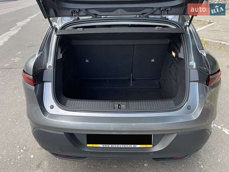 Внедорожник / Кроссовер Renault Megane E-Tech Electric 2022 в Киеве