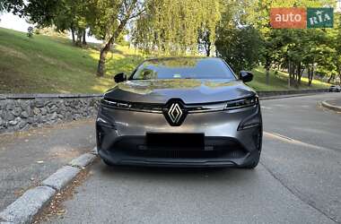 Внедорожник / Кроссовер Renault Megane E-Tech Electric 2022 в 