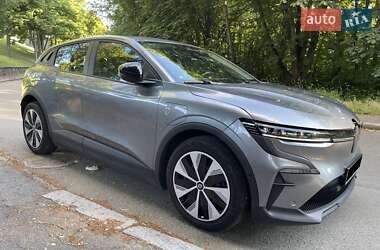 Внедорожник / Кроссовер Renault Megane E-Tech Electric 2022 в 