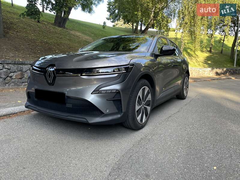 Внедорожник / Кроссовер Renault Megane E-Tech Electric 2022 в Киеве