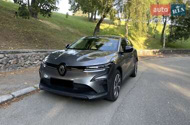 Внедорожник / Кроссовер Renault Megane E-Tech Electric 2022 в Киеве