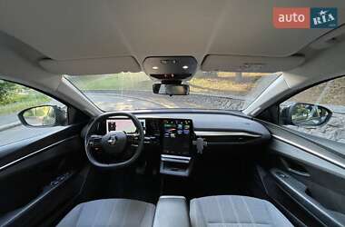 Внедорожник / Кроссовер Renault Megane E-Tech Electric 2022 в 