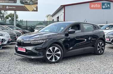 Позашляховик / Кросовер Renault Megane E-Tech Electric 2022 в 