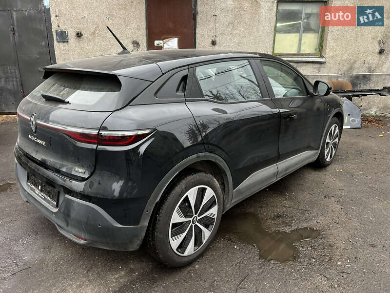 Внедорожник / Кроссовер Renault Megane E-Tech Electric 2024 в Ровно