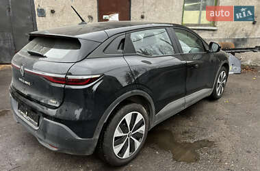 Внедорожник / Кроссовер Renault Megane E-Tech Electric 2024 в 