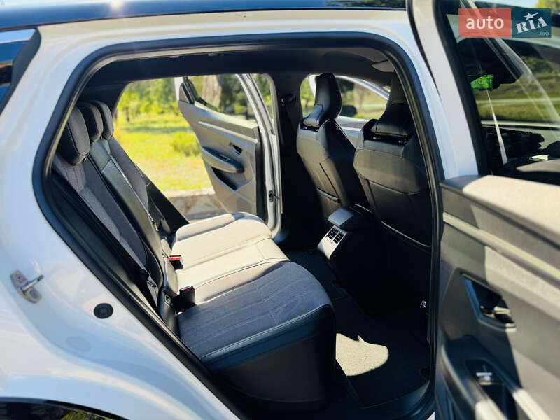 Позашляховик / Кросовер Renault Megane E-Tech Electric 2023 в Лохвиці