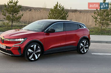 Внедорожник / Кроссовер Renault Megane E-Tech Electric 2022 в 