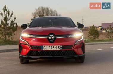Внедорожник / Кроссовер Renault Megane E-Tech Electric 2022 в 