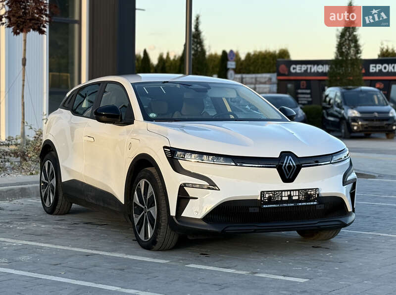 Внедорожник / Кроссовер Renault Megane E-Tech Electric 2023 в Городке