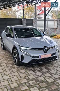 Внедорожник / Кроссовер Renault Megane E-Tech Electric 2023 в Житомире