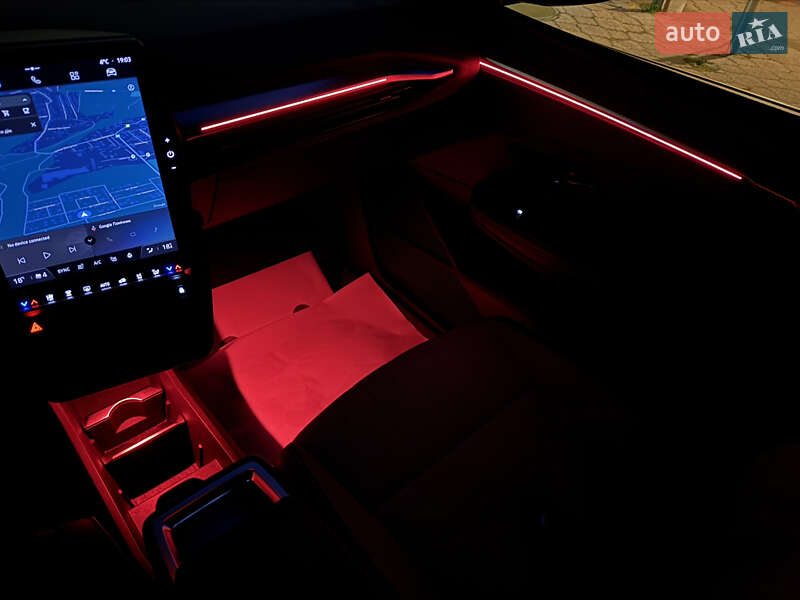 Позашляховик / Кросовер Renault Megane E-Tech Electric 2023 в Дубні фото 88 Позашляховик / Кросовер Renault Megane E-Tech Electric 2023 в Дубні