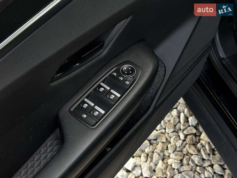 Внедорожник / Кроссовер Renault Megane E-Tech Electric 2022 в Львове фото 34 Внедорожник / Кроссовер Renault Megane E-Tech Electric 2022 в Львове