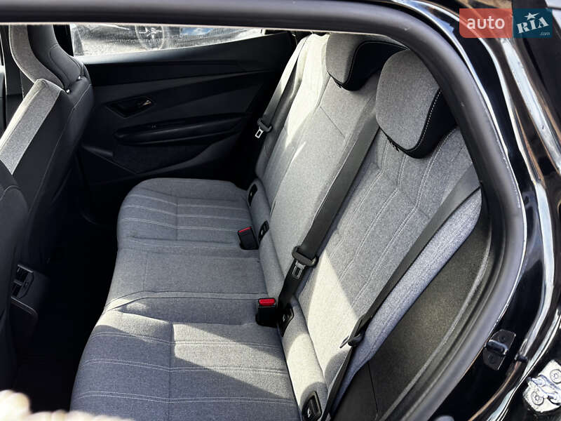 Внедорожник / Кроссовер Renault Megane E-Tech Electric 2022 в Львове фото 50 Внедорожник / Кроссовер Renault Megane E-Tech Electric 2022 в Львове