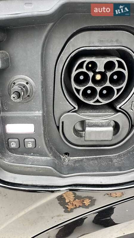 Позашляховик / Кросовер Renault Megane E-Tech Electric 2023 в Дубні фото 21 Позашляховик / Кросовер Renault Megane E-Tech Electric 2023 в Дубні