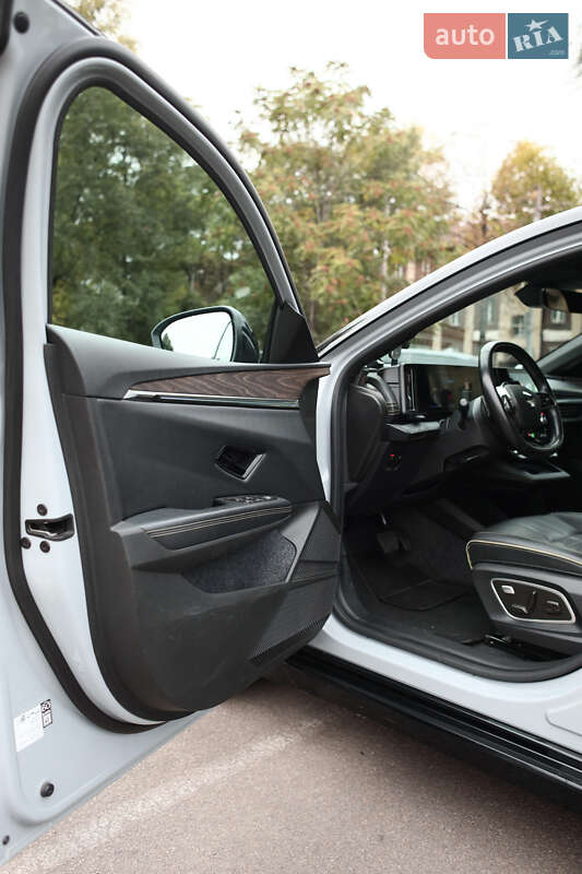 Внедорожник / Кроссовер Renault Megane E-Tech Electric 2022 в Каменском