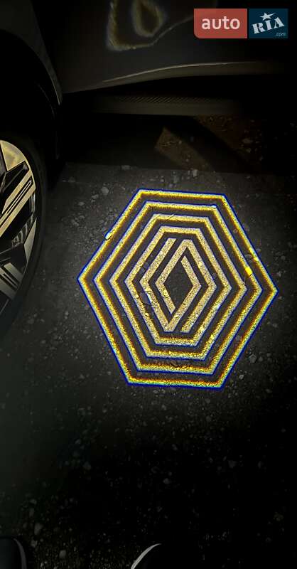 Позашляховик / Кросовер Renault Megane E-Tech Electric 2022 в Кам'янському фото 3 Позашляховик / Кросовер Renault Megane E-Tech Electric 2022 в Кам'янському